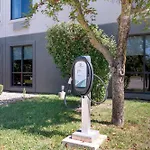 Best Western Plus Lafayette Hotel University Area