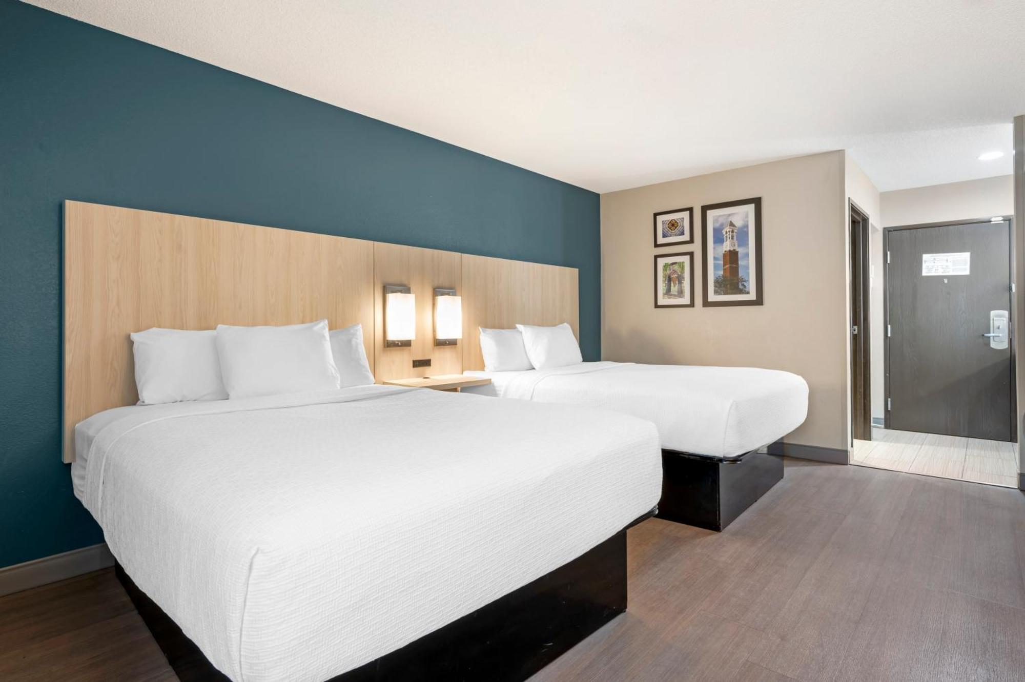 Hotel Western Area 2*